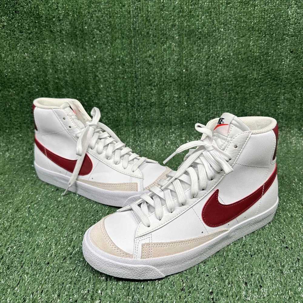 New Nike Blazer‎ High-Top Sneakers White Red Accents Youth Size 7